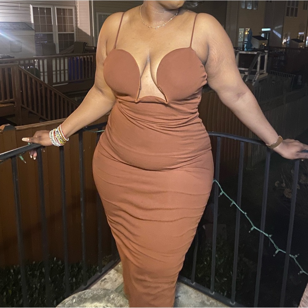 A Nude Dinner Date Dress 😍 .